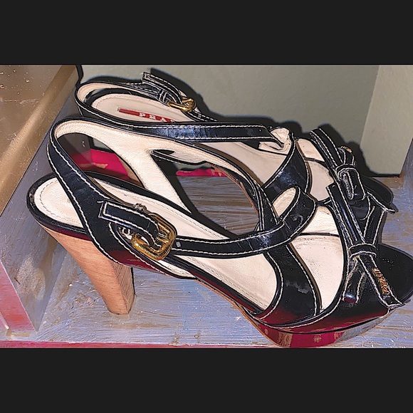 Prada Sandals black 37 pre owned Good Condition - Picture 1 of 4
